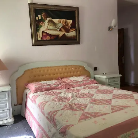 Case de vacanță Cherry Dream Garden *